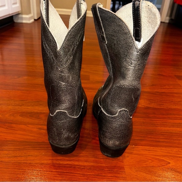 Masterson Black Leather Cowboy Boots with Pointed Toe and Stacked Heel - Picture 4 of 7